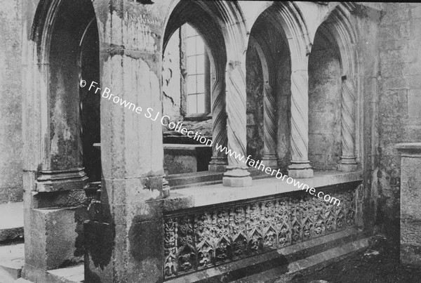 CISTERCIAN ABBEYS ALBUM  HOLYCROSS ABBEY 1181  PAGE 27